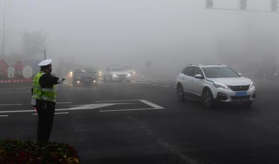 今明两天江苏多雾气来扰 局地最高气温仅10℃出头