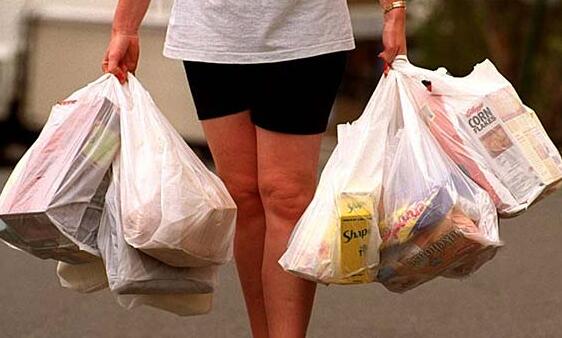 元旦起上海超市禁止提供塑料袋是什么情况 塑料袋对环境的危害有哪些