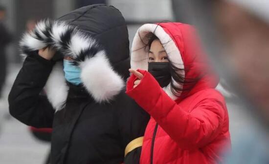 北京多地区气温跌破历史极值是怎么回事 气象台提醒民众外出注意保暖