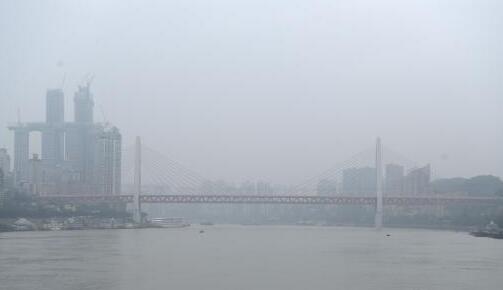 受大雾影响 今晨重庆四川境内15条高速交通管制