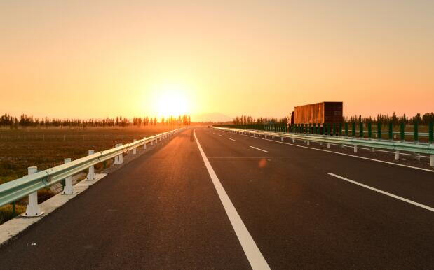 2021廣東春節(jié)交通出行情況預(yù)測 高峰為2月4日至5日和2月18日至22日