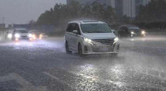 2021年广东第一场暴雨来临 预计2月9日将出现大到暴雨