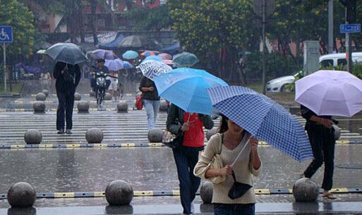 春运天气：华南江南地区暴雨气温骤降4℃至8℃