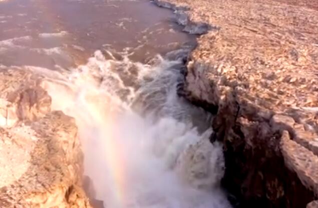 壶口瀑布冰河解封映彩虹是怎么回事 壶口瀑布冰河解封映彩虹具体情况