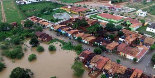 巴西局地暴雨导致洪水和山体滑坡 目前已造成5人死亡