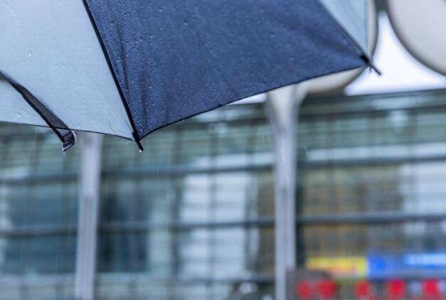 冷空气影响广东部分地区降雨显著 广州深圳元宵节均有雨水影响