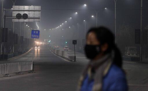 北京启动空气重污染黄色预警 全市严格落实禁止烟花爆竹
