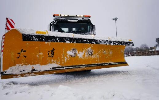 辽宁大连发布暴雪橙色预警  中小学幼儿园居家学习