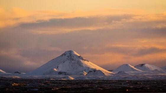10天内冰岛发生两万次地震 专家：未来随时可能发生火山爆发
