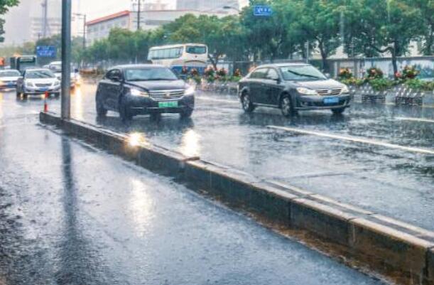 广东今部分地区仍有降雨早晚有雾 广州多云间阴最高气温26℃