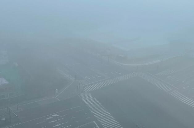受大雾影响陕西延安部分收费站关闭 大雾橙色预警生效中
