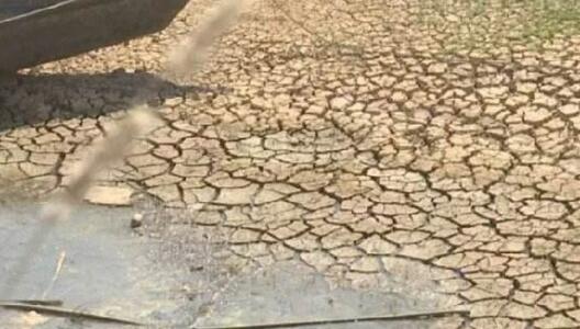 云南香格里拉发布干旱橙色预警 局部地区库塘蓄水严重不足