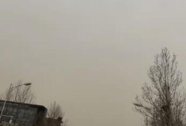 今北京仍中度污染夜间山区有降雪 体感阴冷周五迎降雨