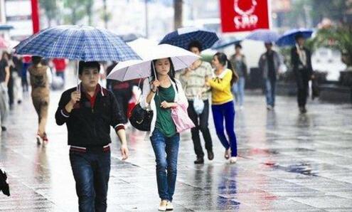 中东部开启降温模式 华南西南一带高温伴降雨