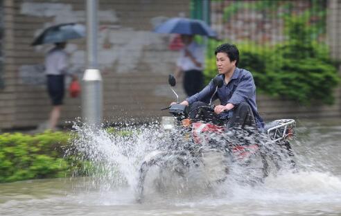 广西多地持续降雨缓解干旱 南宁体感舒适气温最高21℃