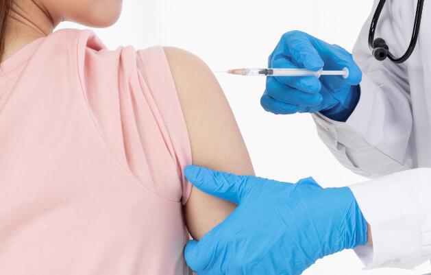 打疫苗后若发烧不退怎么办 接种完疫苗发烧怎样处理