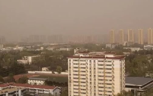 陕西新一轮沙尘天气来袭 陕北关中一带气温下降4-6℃