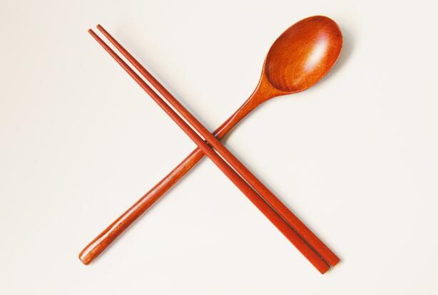 木制或竹制筷子怎么消毒最好 家里使用的木制或竹制筷子如何消毒清洁