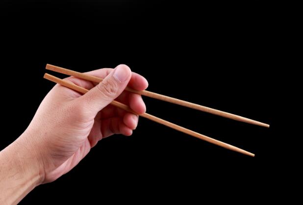 木制或竹制筷子怎么消毒最好 家里使用的木制或竹制筷子如何消毒清洁