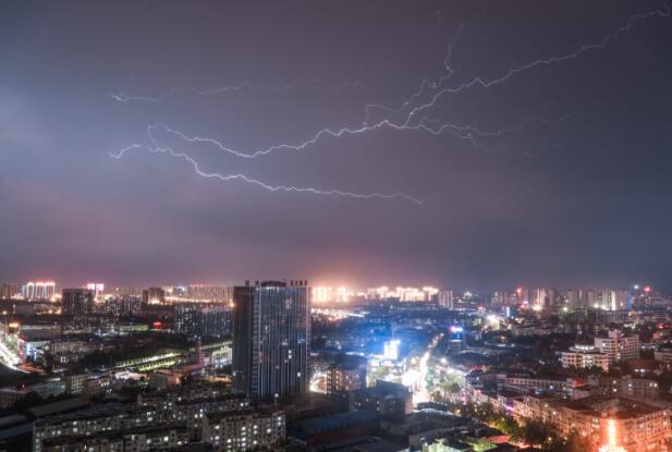 上海南京武汉等地暴雨影响机场 最长影响时间至12日