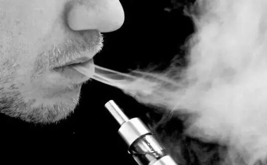 央视曝光电子上头烟是怎么回事 吸电子烟有什么危害