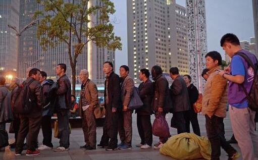 上海第七次全国人口普查数据公布 比十年前多185余万人