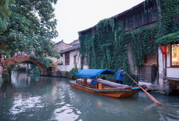 2021暑假适合和闺蜜去哪旅游 暑假毕业和闺蜜旅游最佳去处