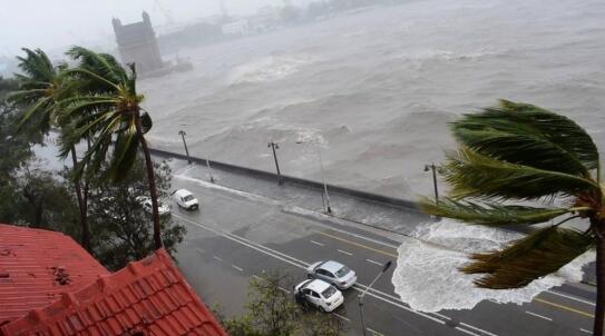 气旋风暴袭击印度死亡人数增至16人 另外20万人被迫转移