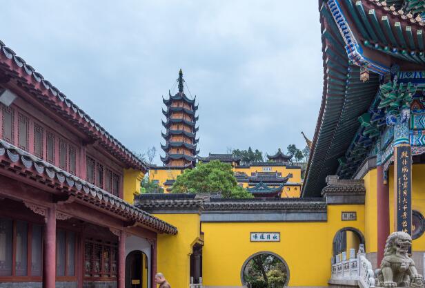 白蛇传金山寺在哪里 金山寺在杭州还是镇江