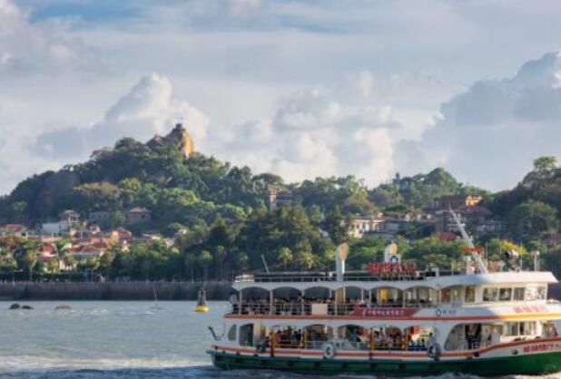 暑假带老人孩子去哪里旅游好 暑假适合一家人旅行的最佳去处