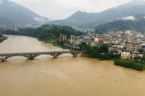 福建15个水文站出现超警戒洪峰水位 文旅部疏散游客3821人
