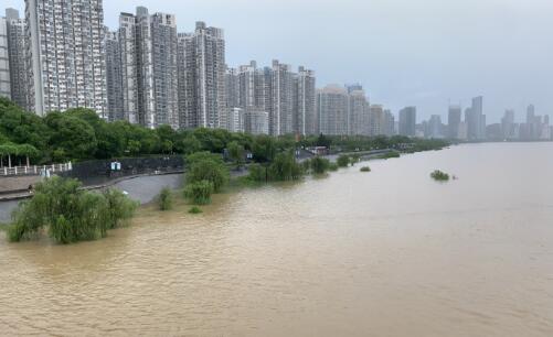 江西5月中旬雨量创历史新高 赣江南昌站水位三日内上涨3.52米