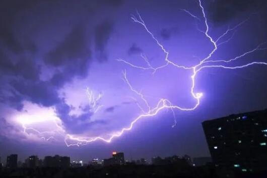 浙江今日雨水短暂停歇 省会杭州气温回升至30℃以上