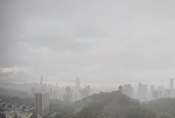 深圳暴雨袭击将持续1-2小时 部分区域发布暴雨橙色预警