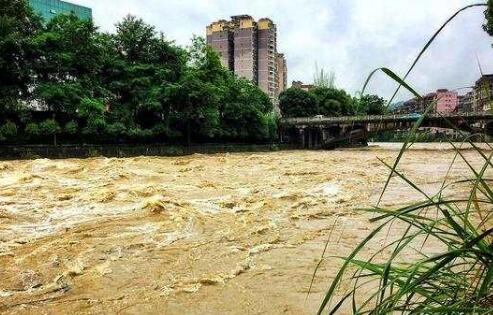 南方暴雨79条河流发生超警洪水 洞庭湖水系湘江全线超警