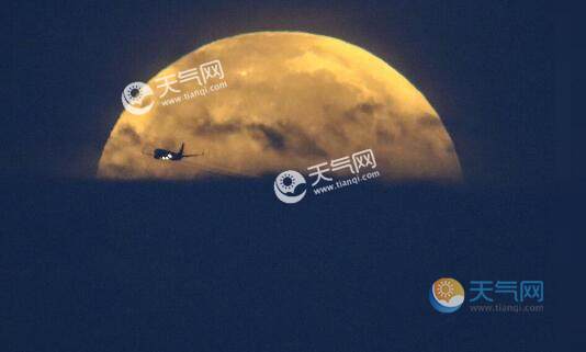 超级红月亮"邂逅"月全食 2021超级红月亮高清图集