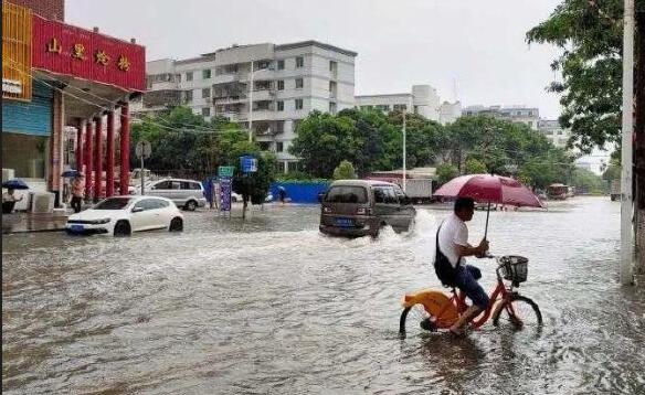 5月最后一天南方雨水不停歇 华北东北地区气温下降3～6℃