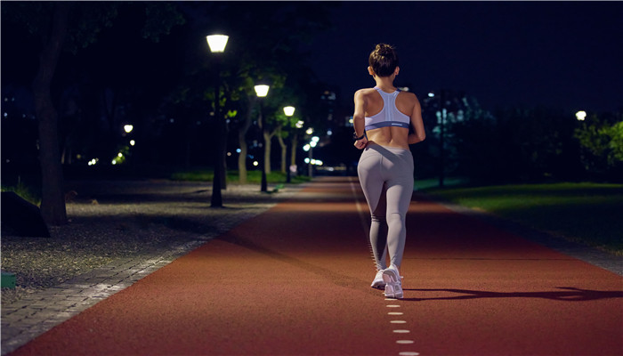夜跑最佳时间 夜跑最合适的时间是几点