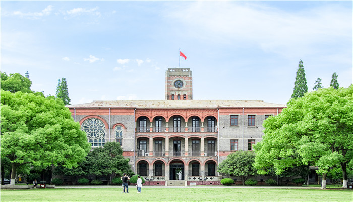 云南财经大学是几本 云南财经大学是一本还是二本