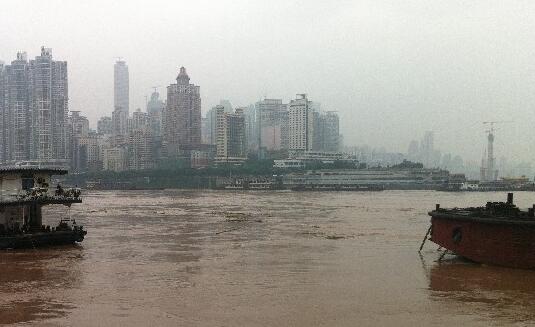 重庆发布今年首个洪水黄色预警 彭水县普子河出现超警戒水位