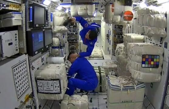 3名航天员在空间站不用值夜班  网友：这就厉害了