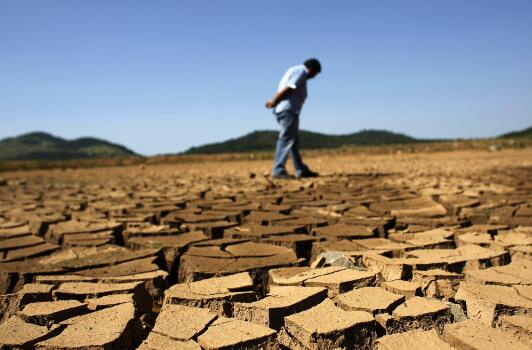 干旱高温席卷全球多地 马达加斯加超114万人饥饿交迫