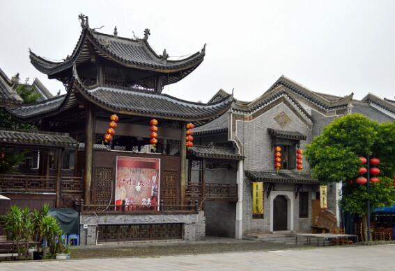 湖南和湖北里的湖指的是哪个湖泊 湖南和湖北的湖是指什么湖