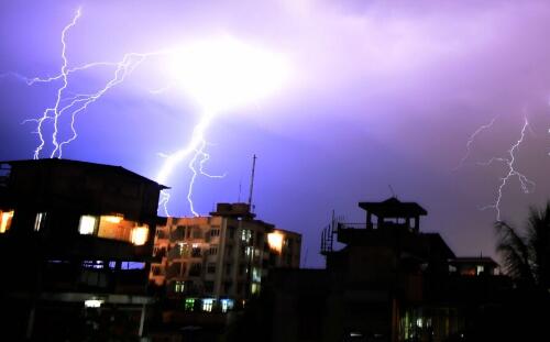 北京发布地质灾害黄色预警 未来三天雷雨依旧频繁