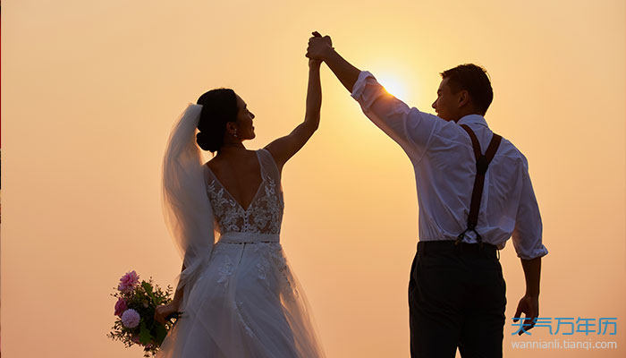 结婚一定要穿婚纱吗 结婚为什么要穿婚纱