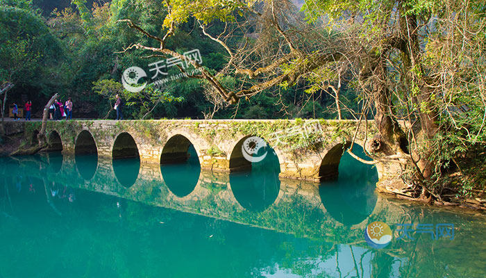 七月份适合去哪里旅游 七月去哪里旅游最合适