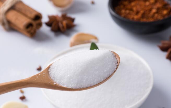 平时吃得太咸会容易长胖吗 吃东西太咸会不会发胖