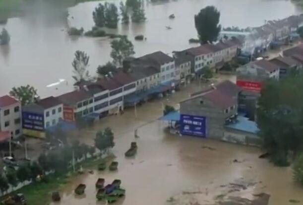 湖北多地遭遇极端强降雨 随县柳林最强已致8000余人受灾