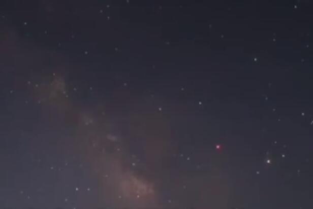 40秒回顾英仙座流星雨划过天际 2021英仙座流星雨最新唯美图集