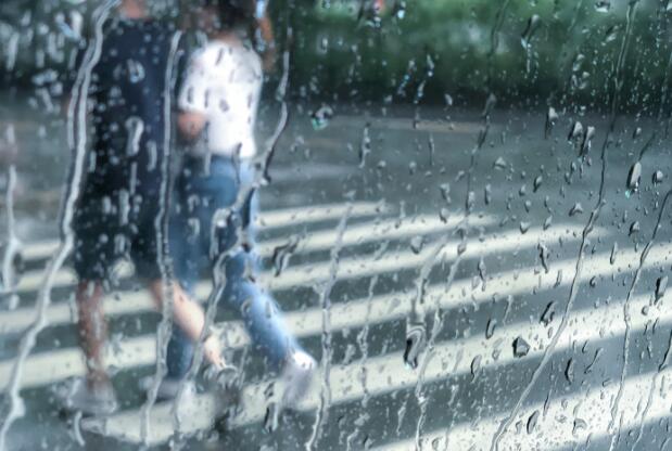 四川陕西等部分地区大到暴雨 华南谨防短时强降雨伴强对流天气